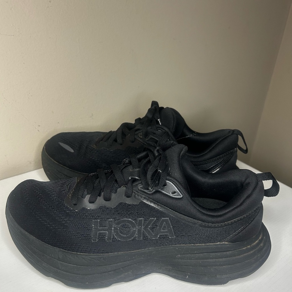 Hoka One One Bondi 8 Shoes Womens Size 7.5Running Max Cushion Athletic 1127952
